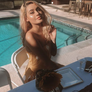 Meet your Posher, Dani